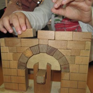 Building the Roman arch – what fun!
