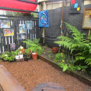 Entrance area garden